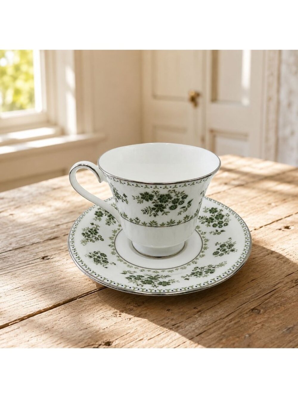 Royal Doulton Valleygreen H5015 Bone China Teacup & Saucer Vintage England